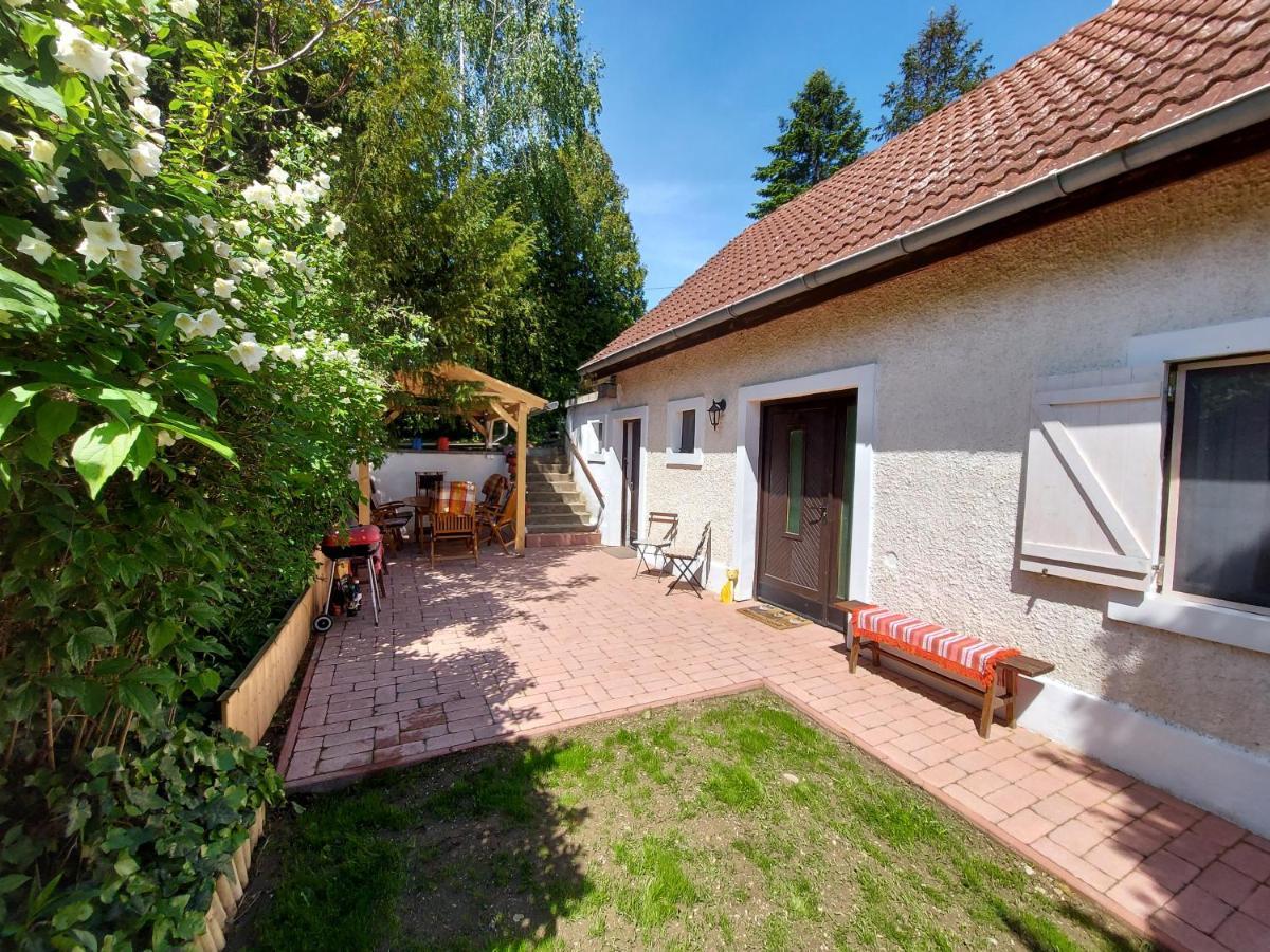 Kilatas A Tora Apartman Szigliget Exterior foto